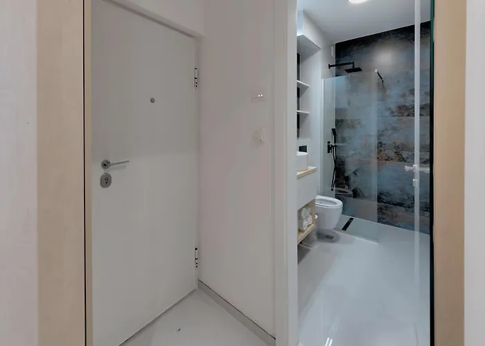 Luxury Yasmine Downtown * Mostar